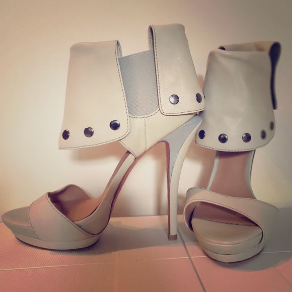 L.A.M.B. Shoes - L.A.M.B. “Quinlan” Leather Sandal